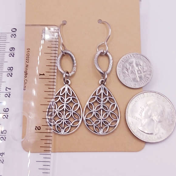 Silver drop Earrings - Picture 6 of 9